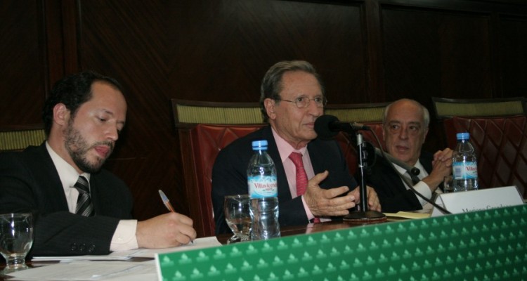 Ezequiel Abasolo, Mariano Grondona y Atilio A. Alterini