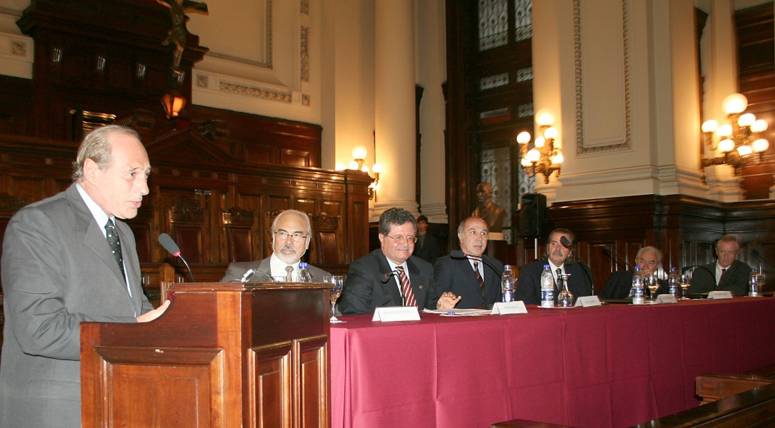 Eugenio R. Zaffaroni, Luis Francisco Lozano, Fernando Cruz, Ricardo L. Lorenzetti y Juan Carlos Maqueda