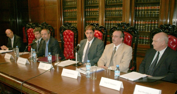 Ezequiel Lipovetzki, Carlos Abeledo, Gustavo J. Naveira, Eduardo Laguzzi, Cristian Durrieu y Jorge H. Damarco