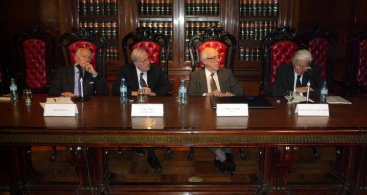 Martn D. Farrell, Tulio Ortiz, Atilio A. Alterini y Ernesto F. Garzn Valds