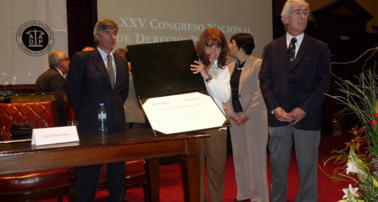 XXV Congreso Nacional de Derecho Procesal - Hacia el Bicentenario. Por una Justicia transparente. En homenaje al Dr. Augusto Mario Morello