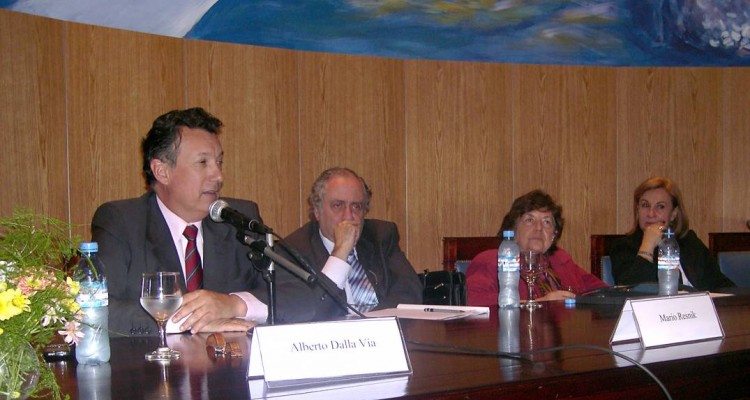 Alberto R. Dalla Va, Mario Resnik, Beatriz Rajland y Adelina Loianno