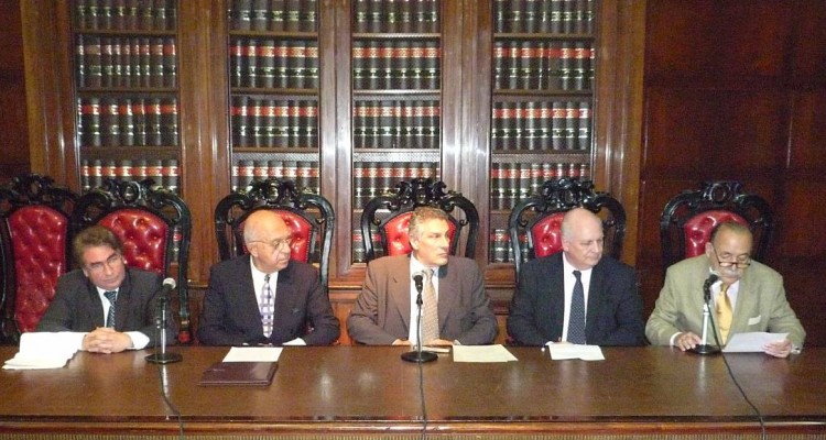Agustín Torres, Adolfo Atchabahian, Juan Carlos Vicchi, Jorge H. Damarco y José O. Casás