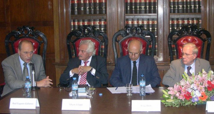 Eugenio R. Zaffaroni, Alberto Filippi, Jorge Dotti y Tulio Ortiz