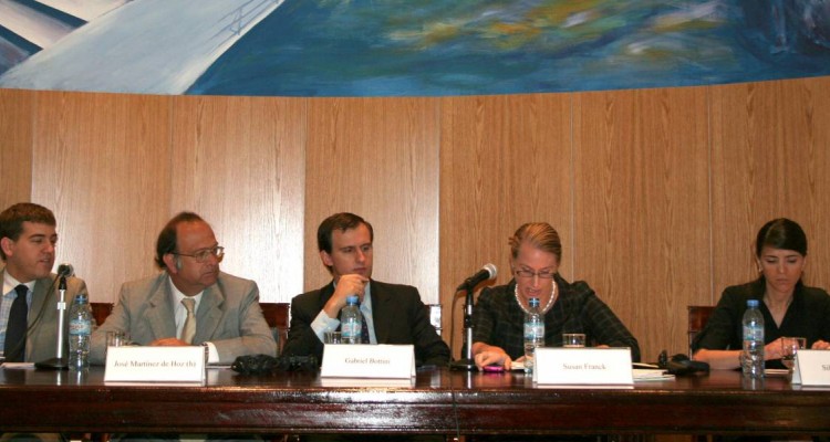 Michael Waibel, Jos Martnez de Hoz (h), Gabriel Bottini, Susan Franck y Silvia Marchili