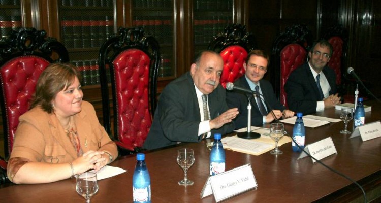 Gladys Vidal, Jos O. Cass, Pablo J. M. Revilla y Luis Mariano Genovesi