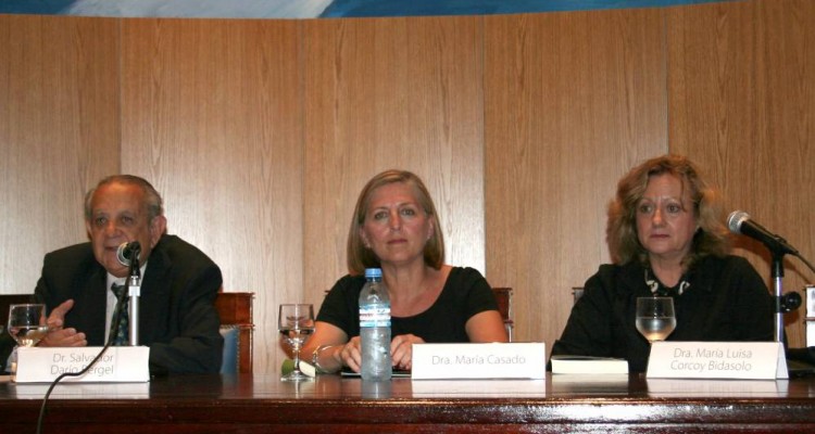 Salvador D. Bergel, Mara Casado y Mara Luisa Corcoy Bidasolo