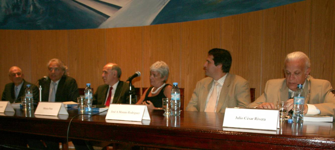 Ral A. Etcheverry, Diego Fernndez Arroyo, Ricardo L. Lorenzetti, Mnica Pinto, Jos A. Moreno Rodrguez y Julio C. Rivera