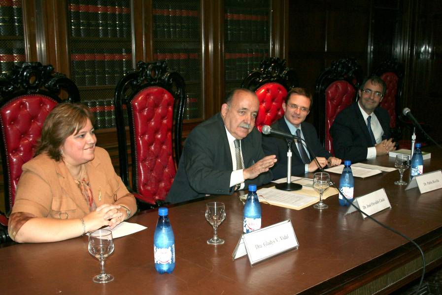 Gladys Vidal, Jos O. Cass, Pablo J. M. Revilla y Luis Mariano Genovesi
