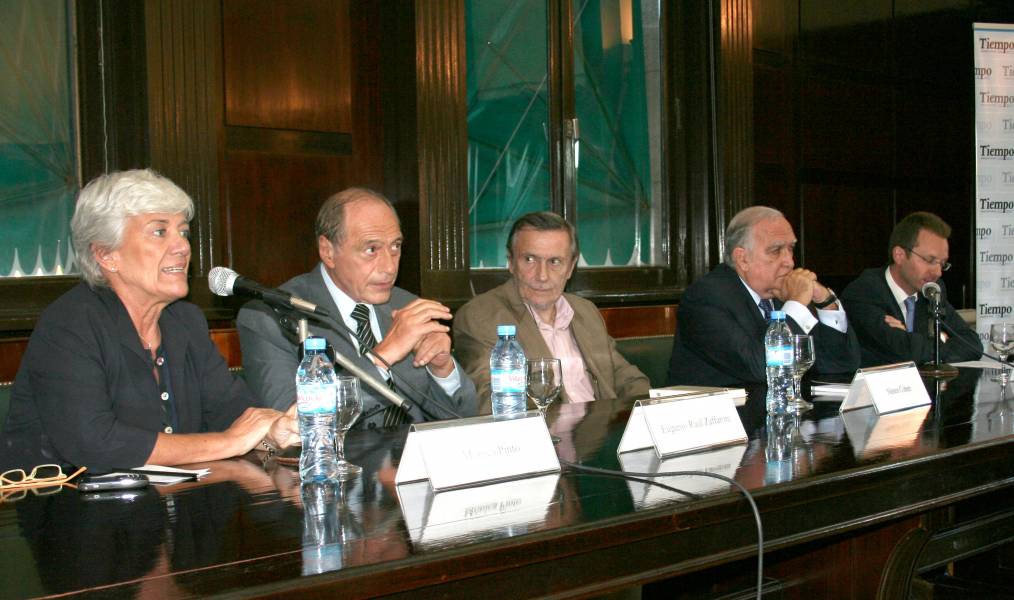 Mnica Pinto, Eugenio R. Zaffaroni, Nstor Cohen, Ricardo Gil Lavedra y Martn Magram