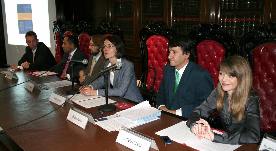 Marcos Alexandre Coelho Zilli, Dino Carlos Caro Coria, Ezequiel Malarino, Gisela Elsner, Daniel Pastor y Alicia Gil Gil