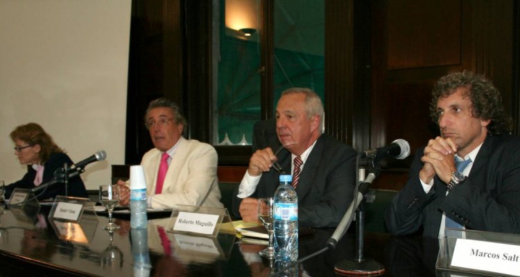 Carolina Sanchiz Crespo, Daniel R. Vtolo, Roberto Muguillo y Marcos Salt
