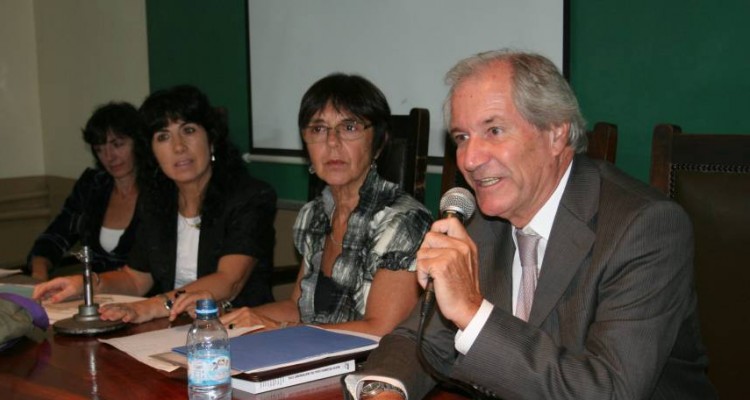 Mara Alejandra Acquaviva, Silvia S. Garca de Ghiglino, Adriana Wagmaister y Jorge Azpiri