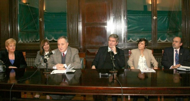 Graciela Gidi, Adriana Martinez, Luis Trama, Gonzalo Casanova Ferro, Adriana Rosenfeld y Gonzalo Yrurtia