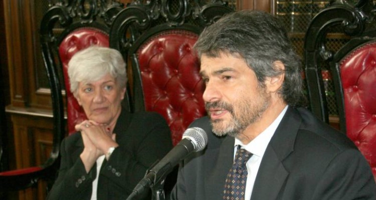 Mnica Pinto y Leandro Vergara