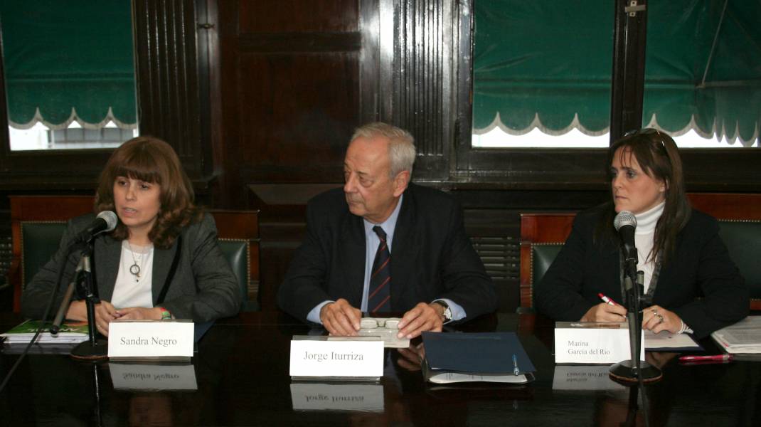 Sandra C. Negro, Jorge Iturriza y Marina Garca del Ro