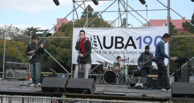 Present tu banda en la Facultad de Derecho