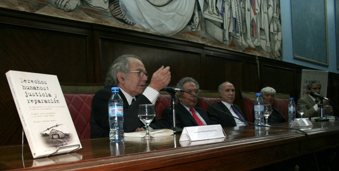 Adolfo Pérez Esquivel, Alfredo J. Kraut, Ricardo L. Lorenzetti, Mónica Pinto y Eduardo Anguita