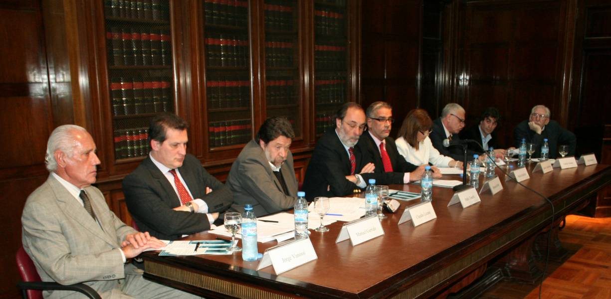 Jorge Vanossi, Manuel Garrido, Claudio Lozano, Pablo Tonelli, Roberto Feletti, Patricia Bullrich, Carlos Campolongo, Gabriel Solano y Flix Herrero