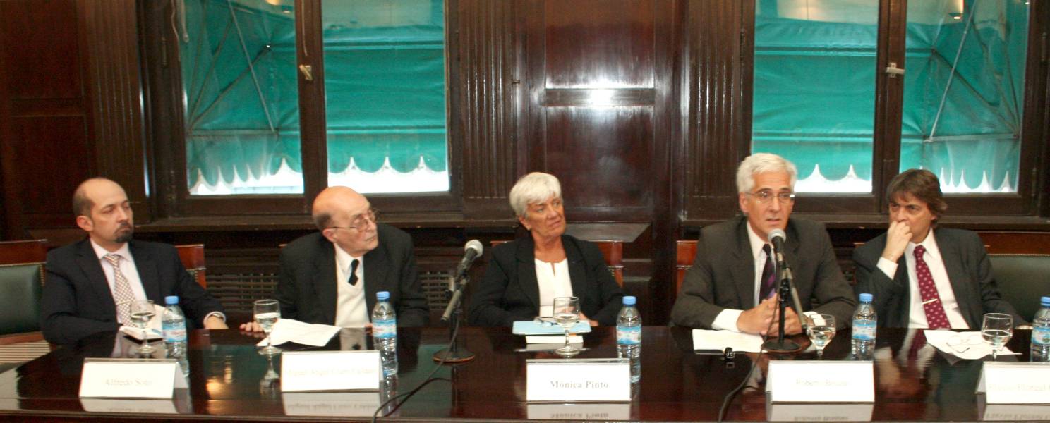 Alfredo M. Soto, Miguel ngel Ciuro Caldani, Mnica Pinto, Roberto Bouzas y Flavio Floreal Gonzlez