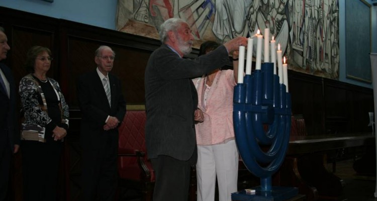 B´nai B´rith Argentina distinguió al Dr. Julio César Strassera con el Premio “Derechos Humanos 2011”