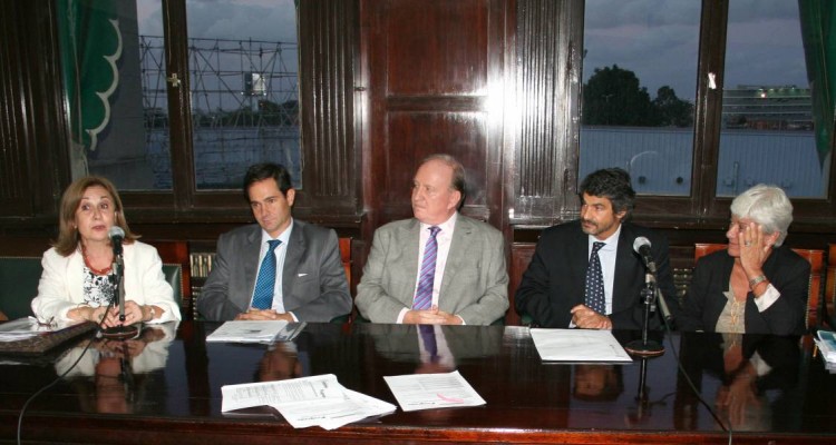 Adelina Loianno, Pablo Manili, Daniel Sabsay, Leandro Vergara y Mnica Pinto