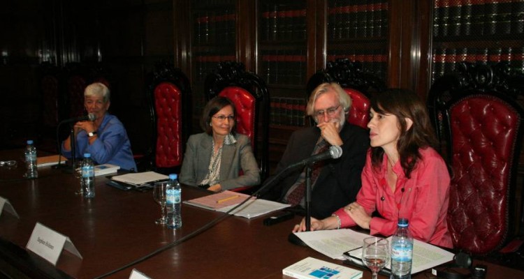 Mnica Pinto, Marcia Bosshardt, Stephen Holmes y Laura Pautassi