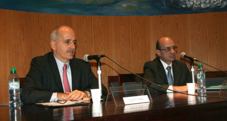 Guido S. Tawil y Carlos E. Delpiazzo