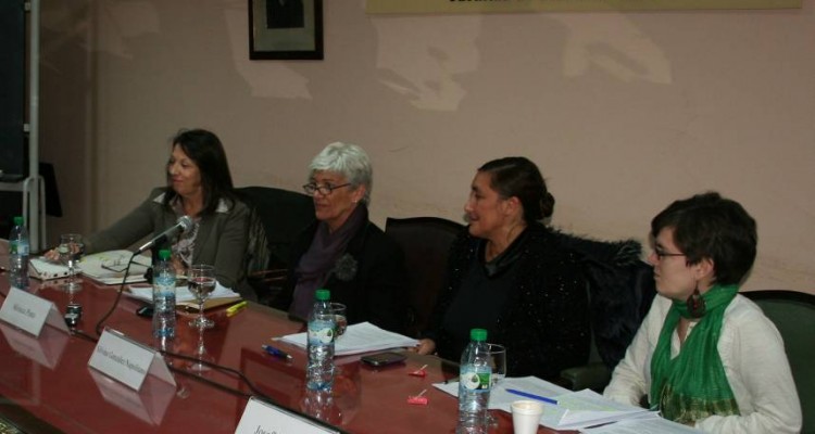 Elsa lvarez, Mnica Pinto, Silvina Gonzlez Napolitano y Josefina Durn