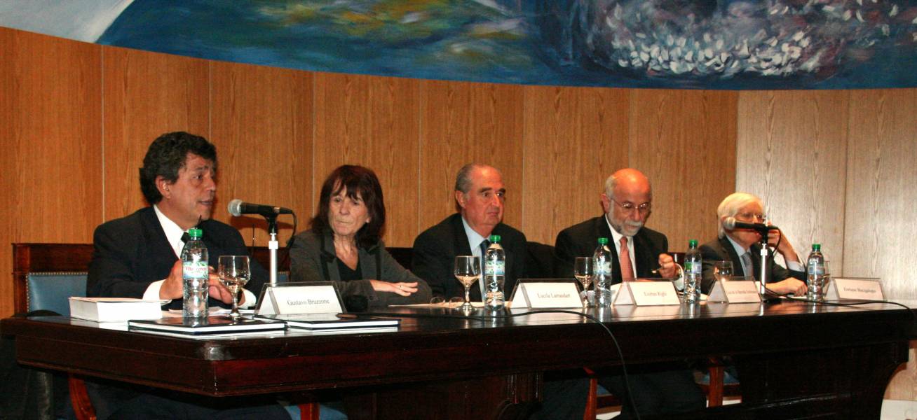 Gustavo Bruzzone, Lucila Larrandart, Esteban Righi, Luis de la Barreda Solrzano y Enrique Bacigalupo