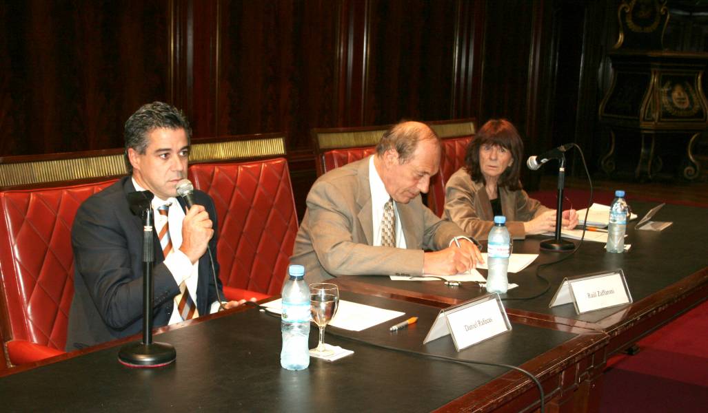 Daniel Rafecas, E. Raúl Zaffaroni y Lucila Larrandart