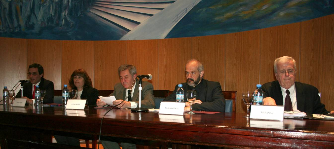 Santiago Deluca, Sandra C. Negro, Rafael Romá, Christian Mirza y Félix Peña