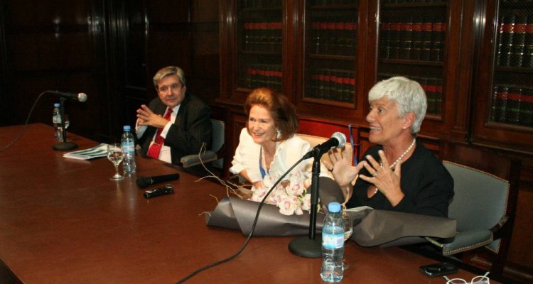 Alberto J. Bueres, Elena Highton de Nolasco y Mnica Pinto