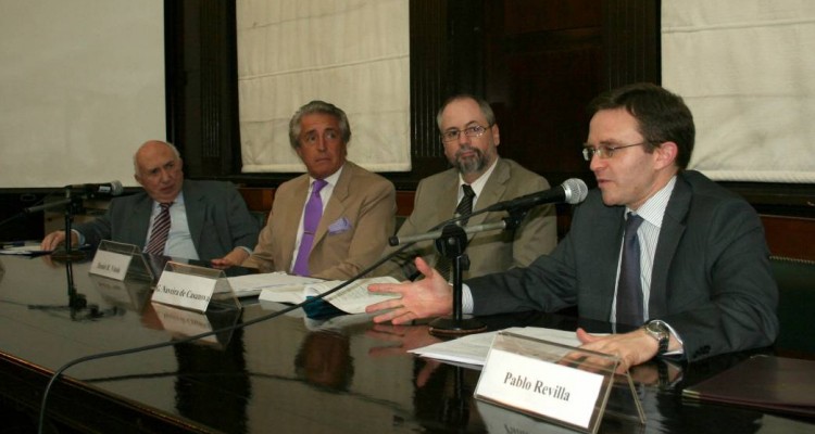 Rodolfo R. Spisso, Daniel R. Vtolo, Gustavo Naveira de Casanova y Pablo Revilla