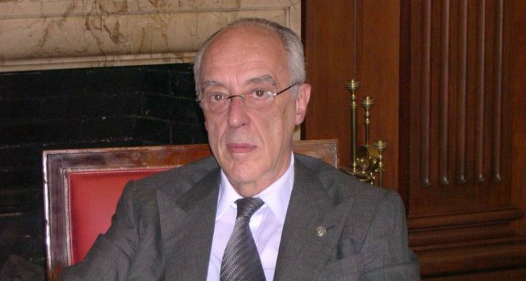 Atilio Anbal Alterini 