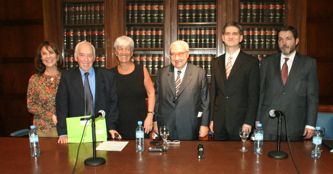 Gladys lvarez, Roberto J. Vernengo, Mnica Pinto, Ricardo A. Guibourg, Daniel Mendonca y Carlos A. Venier