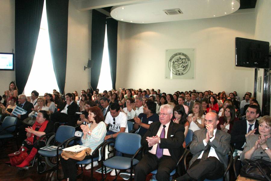 El congreso cont con ms de 600 inscriptos y un total de 25 ponencias presentadas.