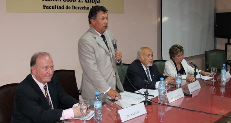 Daniel Sabsay, Alberto R. Dalla Via, Horacio Sanguinetti y Susana Cayuso