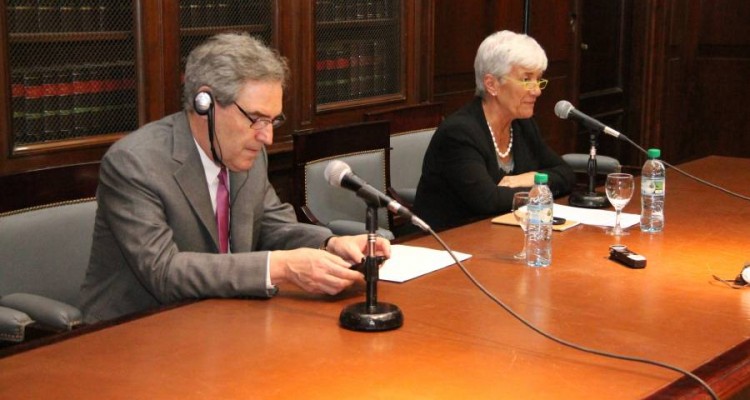 Michael Ignatieff y Mnica Pinto