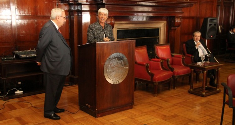 Ricardo A. Guibourg, Mnica Pinto y Alberto Bueres