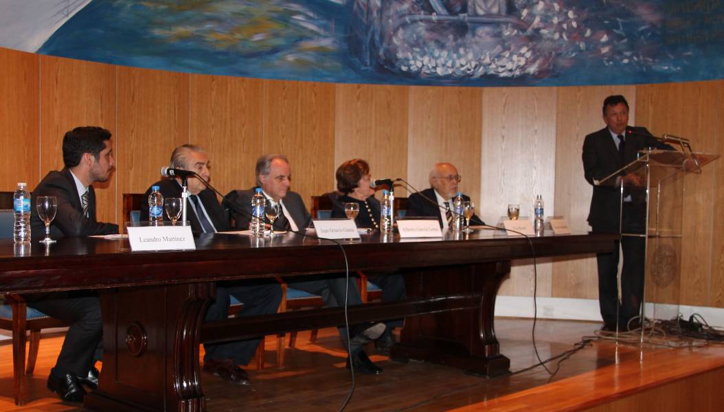 Leandro Martnez, Juan Octavio Gauna, Alberto Garca Lema, Elva Roulet, Horacio Sanguinetti y Alberto Dalla Via