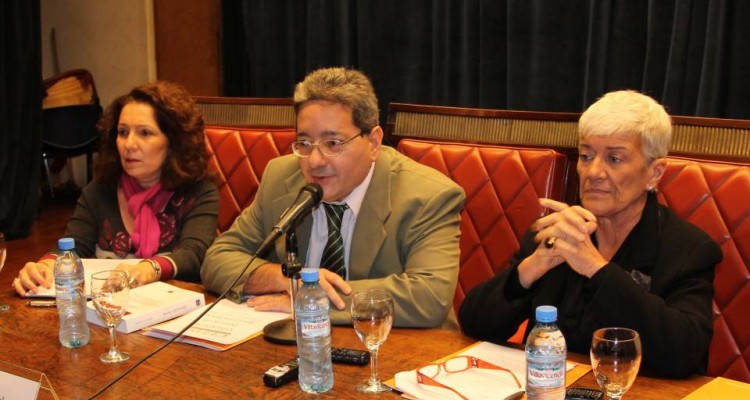 Cristina Caamaño, Sergio Delgado y Mónica Pinto