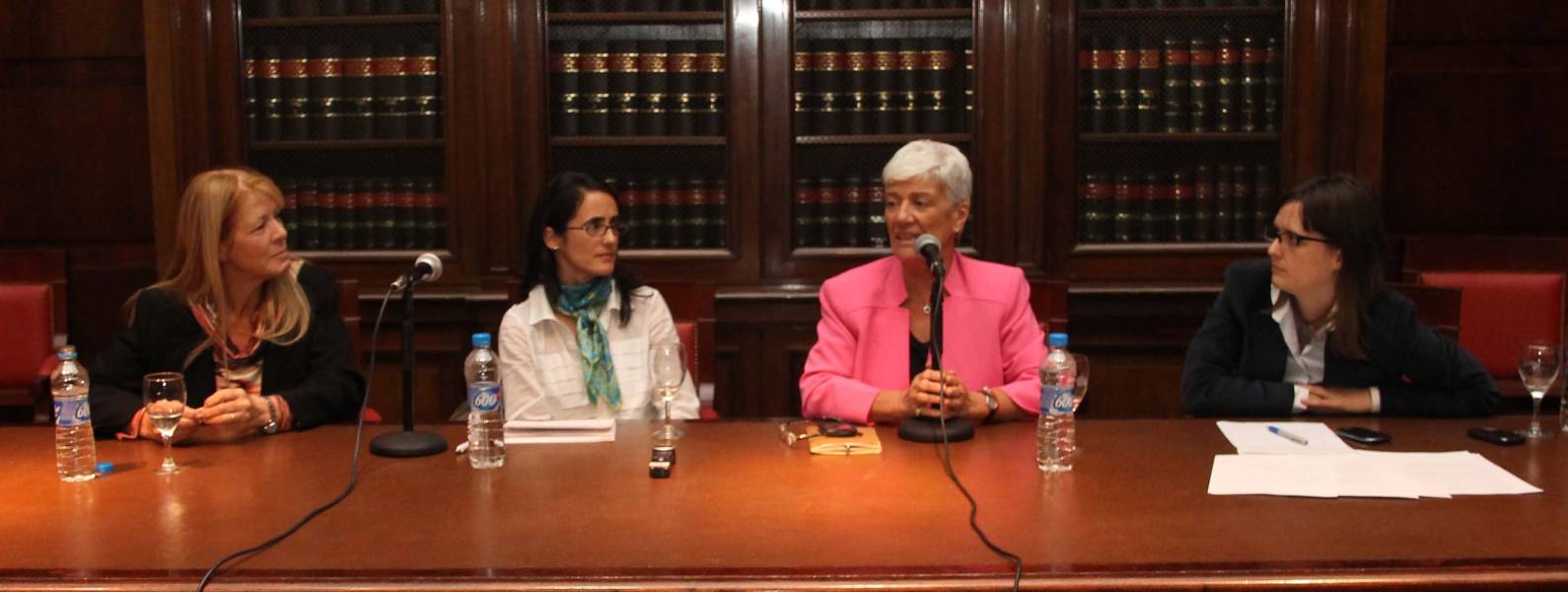 Margarita Stolbizer, Natalia Gherardi, Mnica Pinto y Brenda Austin