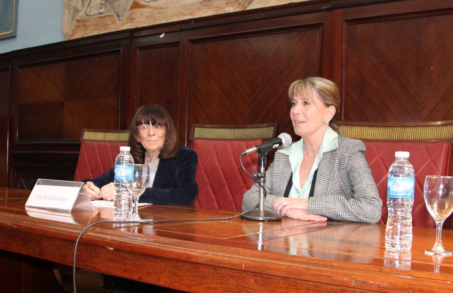 Lucila Larrandart y Silvia C. Nonna