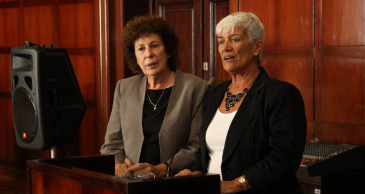 Lidia Hernndez y Mnica Pinto