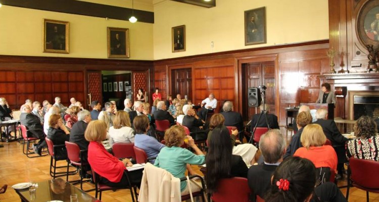 Ciclo de almuerzos acadmicos para profesores de la Facultad