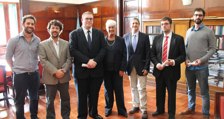 Nahuel Maisley, Emiliano J. Buis, Carlos Garaventa, Mnica Pinto, Marcelo Alegre, Leandro Das y Toms Pomar