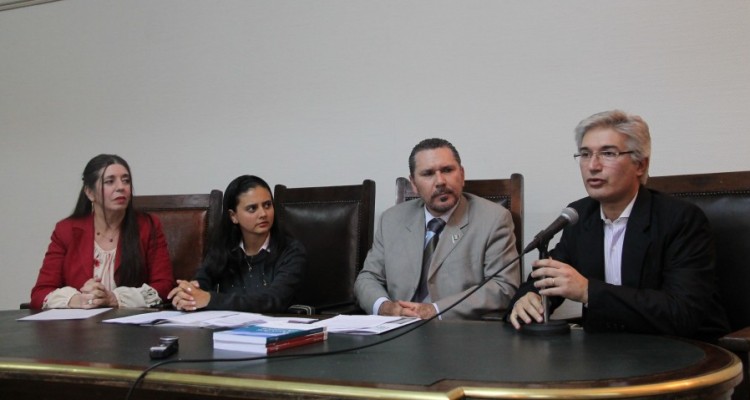 Isabel Gonzles Nieves, Carla Ledezma Castro, Alejandro Rene Molina Torres y Rubn Donzis