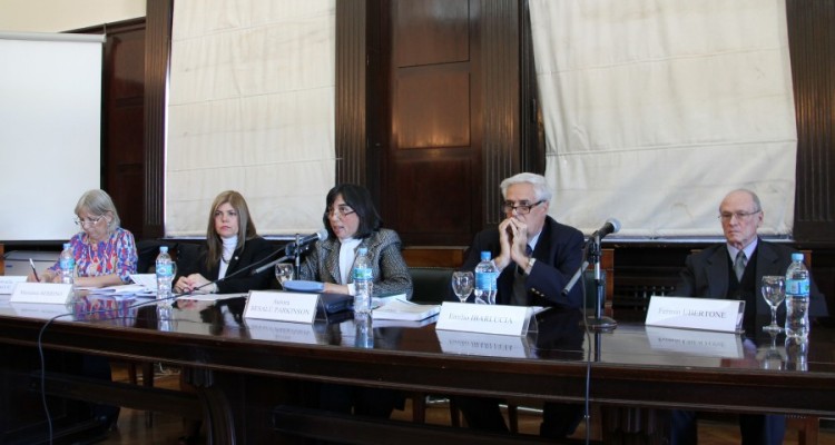 Mara Gabriela Giordano Echegoyen, Marialma Berrino, Aurora Besal Parkinson, Emilio Ibarlucia, Fermn Ubertone y Alberto R. Dalla Via