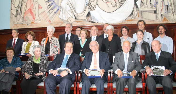 Fueron homenajeados Len C. Arslanin, Ricardo Gil Lavedra, Guillermo Ledesma, Jorge Valerga Aroz, Luis Moreno Ocampo, Graciela Fernndez Meijide, Magdalena Ruiz Guiaz, Juan C. Lpez y familiares de Andrs DAlessio, Jorge E. Torlasco, Julio Strassera y Eduardo Rabossi.